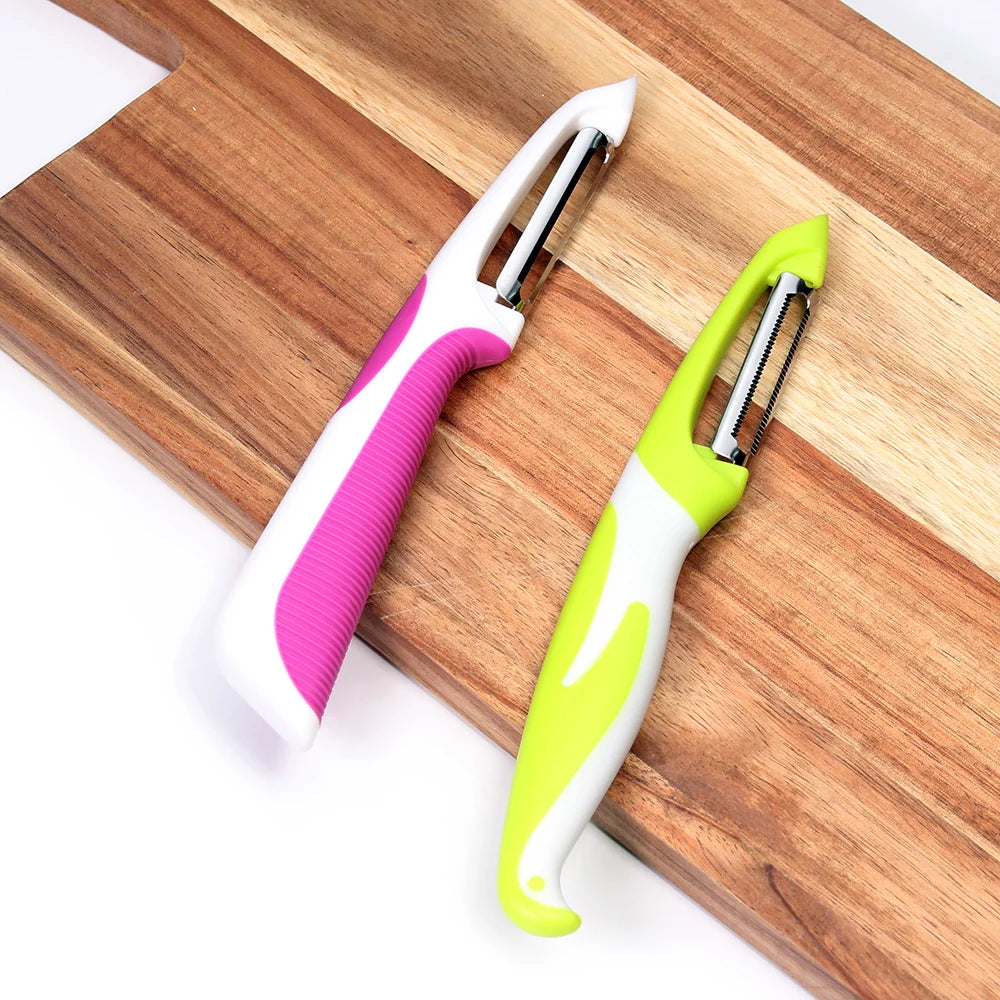 Vegetable cutter and peeler kitchen gadget