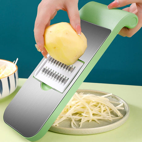 Vegetable cutter and slicer for kitchen use